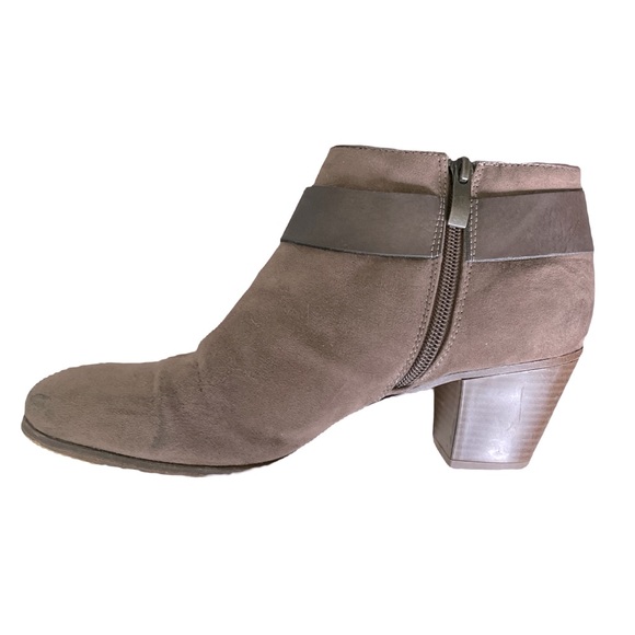 Faux Suede Ankle Booties - Picture 3 of 8